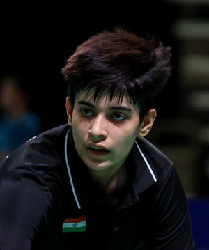 অনমোল খারব